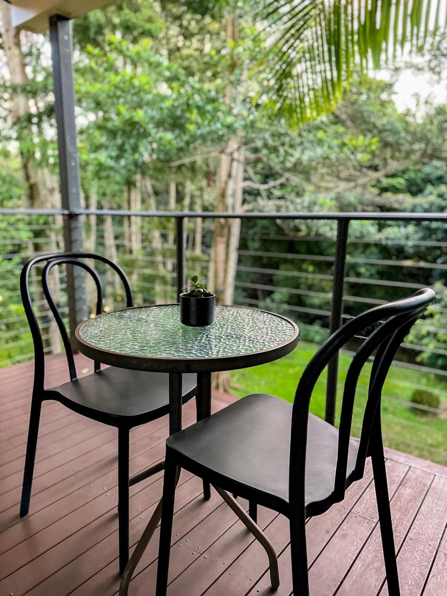 Tranquil Getaways On Obi Maleny Hotell Exteriör bild